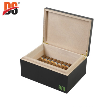 DS Customized Luxury High Grade Wooden Cigar Box